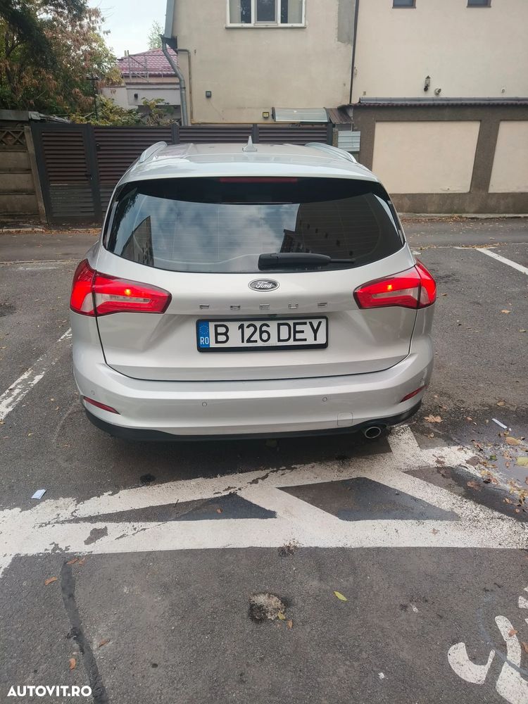 Ford Focus 1.5 TDCi Powershift Titanium - 2