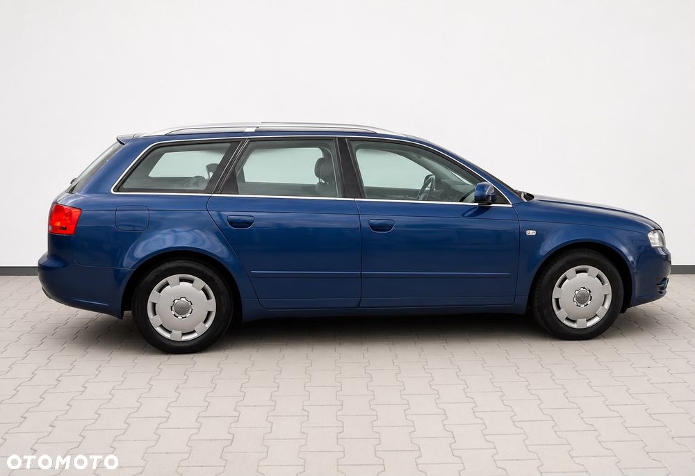Audi A4 Avant - 10