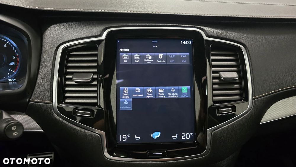 Volvo XC 90 D5 SCR AWD R-Design 7os - 23