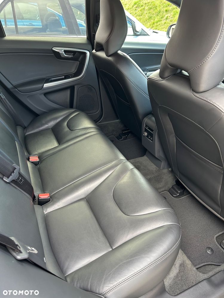 Volvo V60 D4 Drive-E Summum - 12