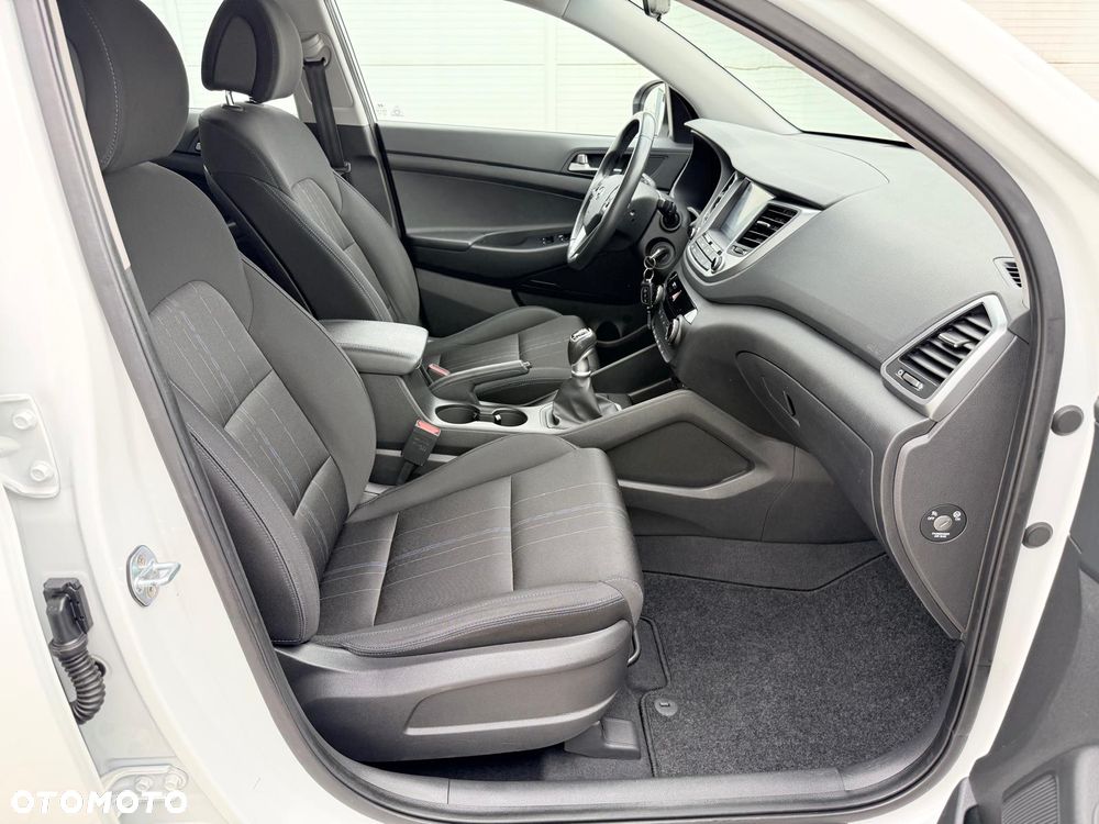 Hyundai Tucson 1.6 GDi Comfort 2WD - 16