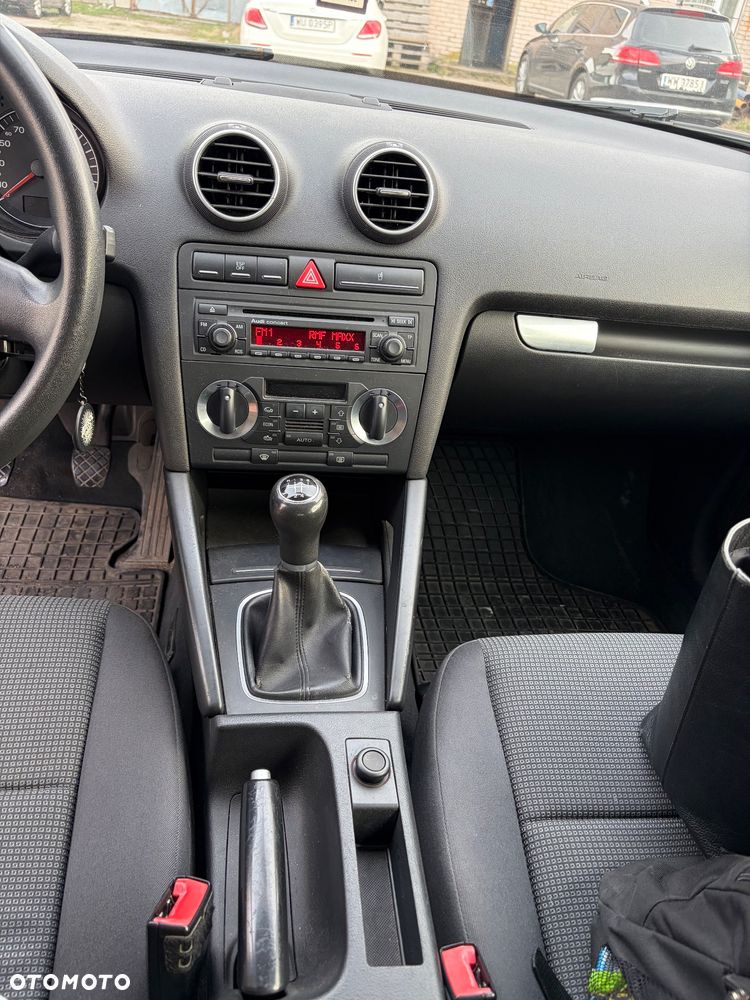 Audi A3 3-drzwiowe 1.6 Ambiente - 8