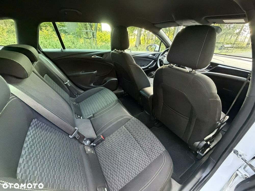 Opel Astra - 30