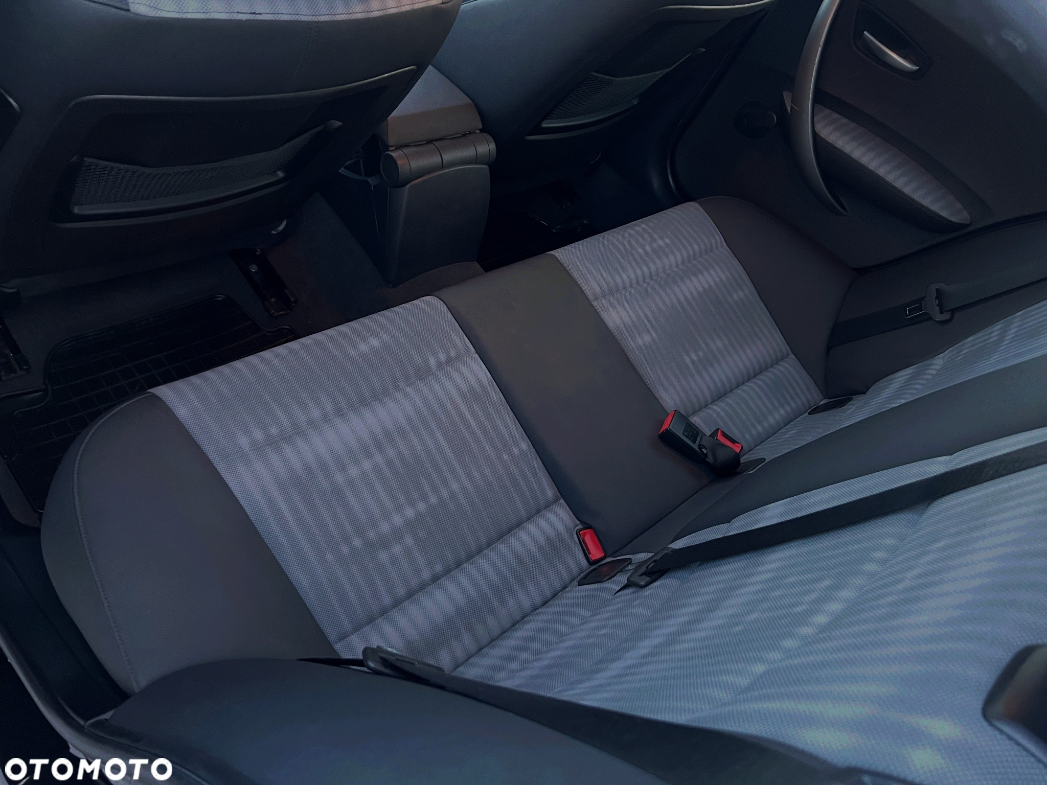 BMW Seria 1 116i - 10