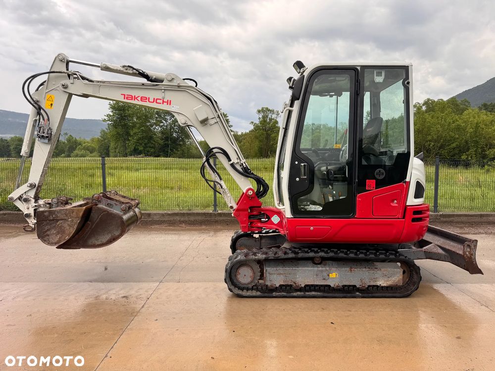 Takeuchi TB 240 - 1