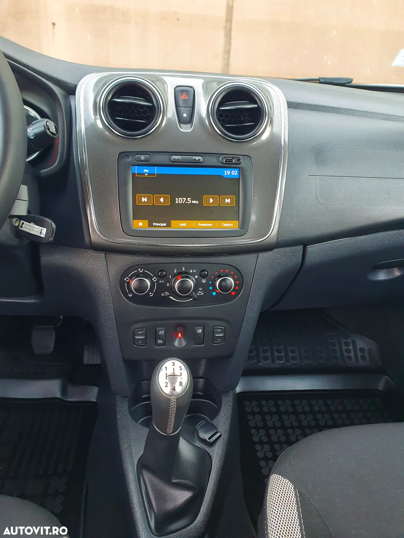 Dacia Sandero Stepway dCi 90 S&S Prestige - 14
