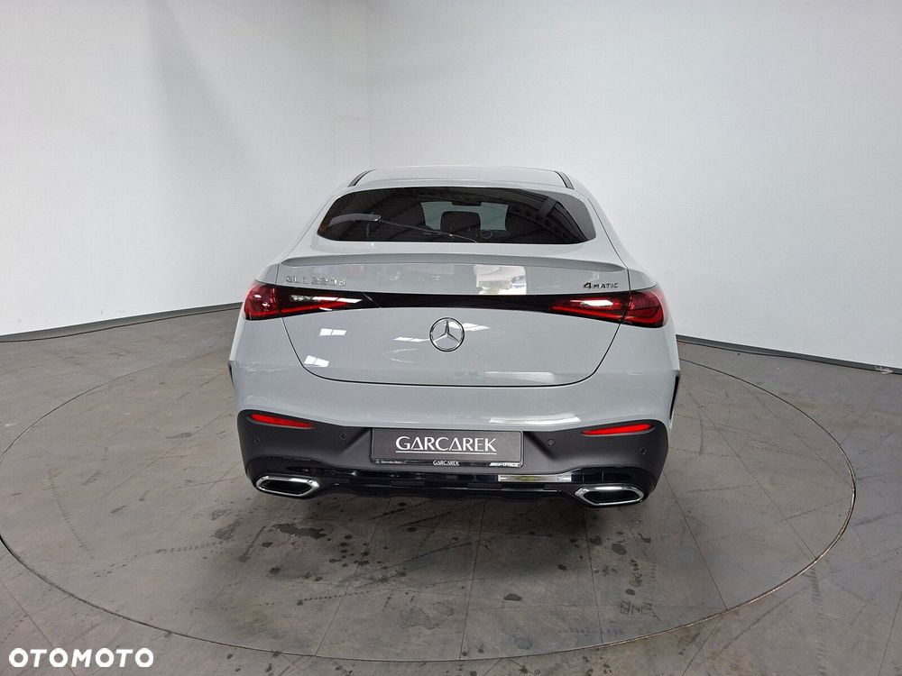 Mercedes-Benz GLC - 5