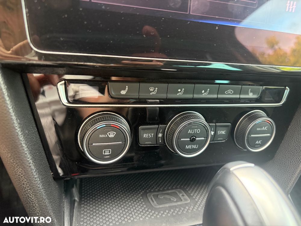 VOLKSWAGEN Passat 2019 — imagine 26