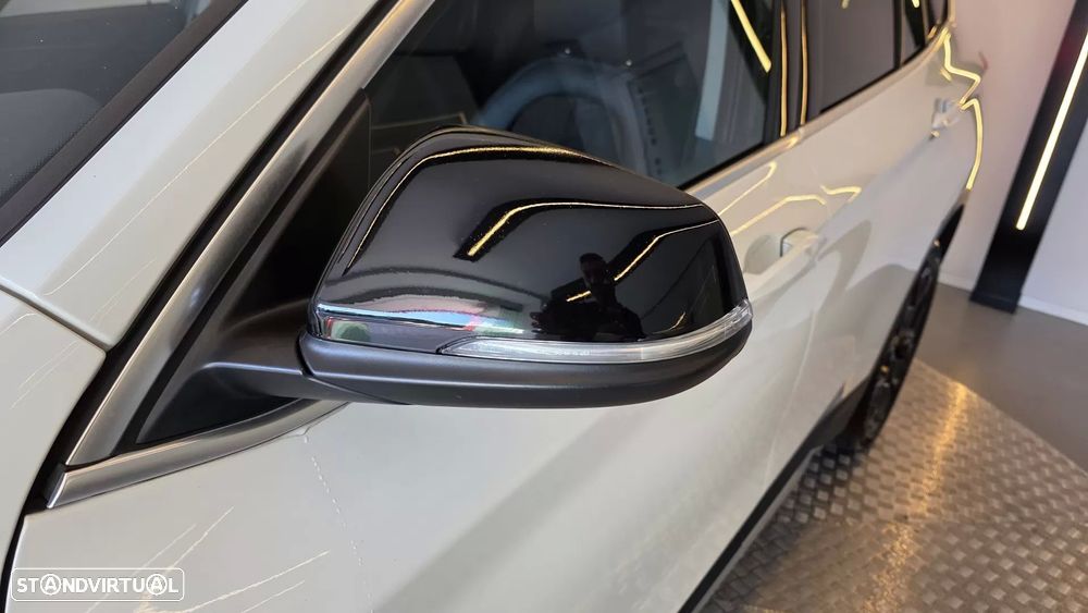 BMW X1 16 d sDrive Auto Line Sport - 27