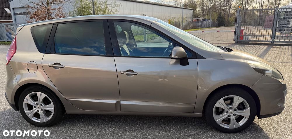 Renault Scenic 1.6 16V Authentique - 4