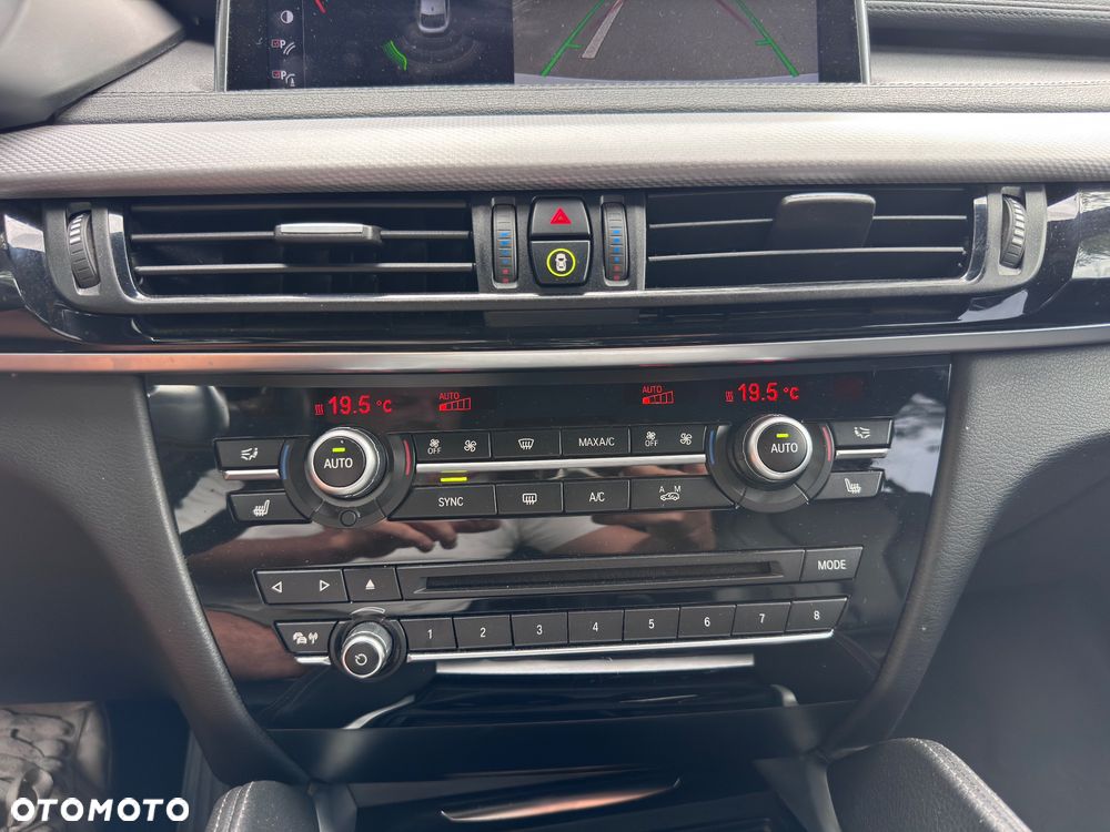 BMW X6 xDrive30d - 26