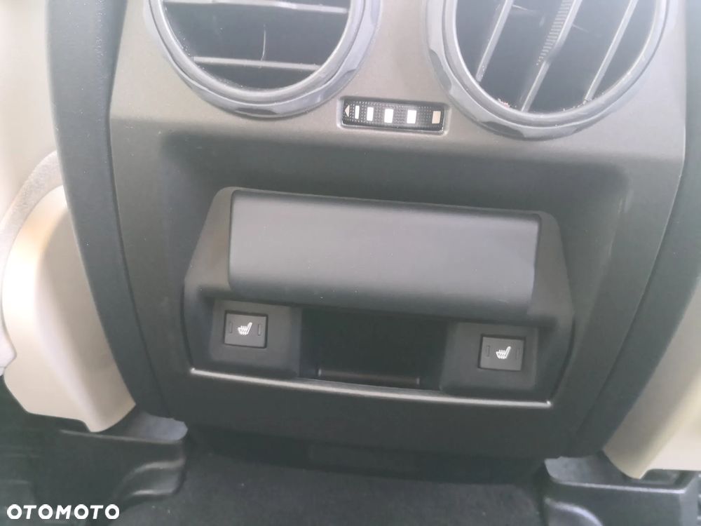 Land Rover Discovery IV 5.0 V8 HSE - 24