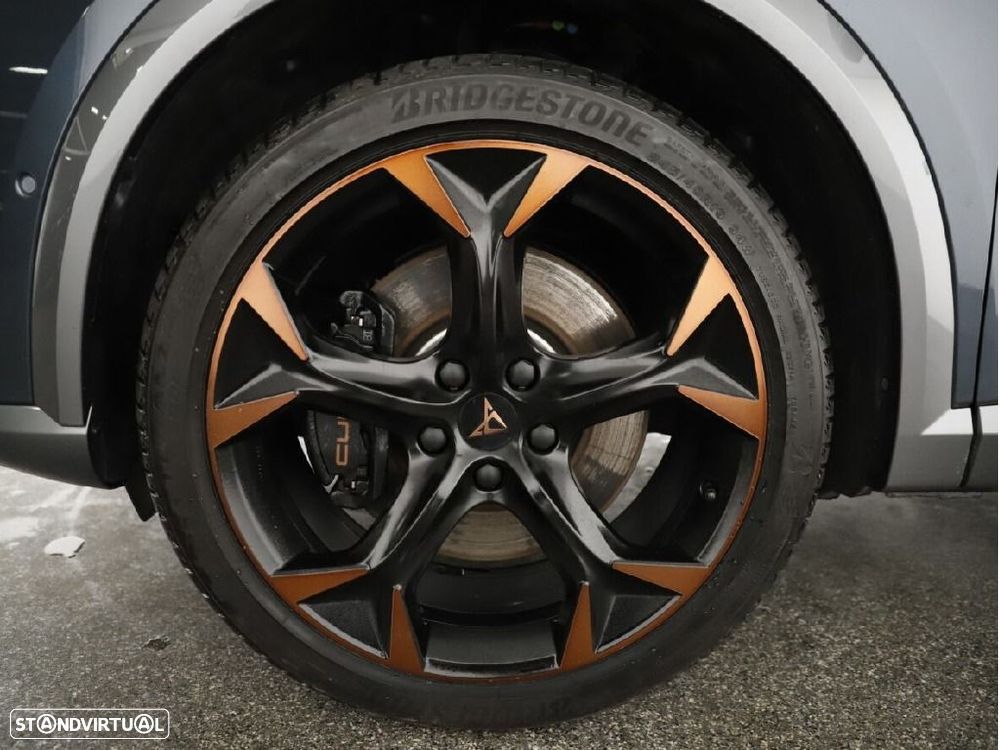 Cupra Formentor 1.4 e-Hybrid DSG VZ - 32