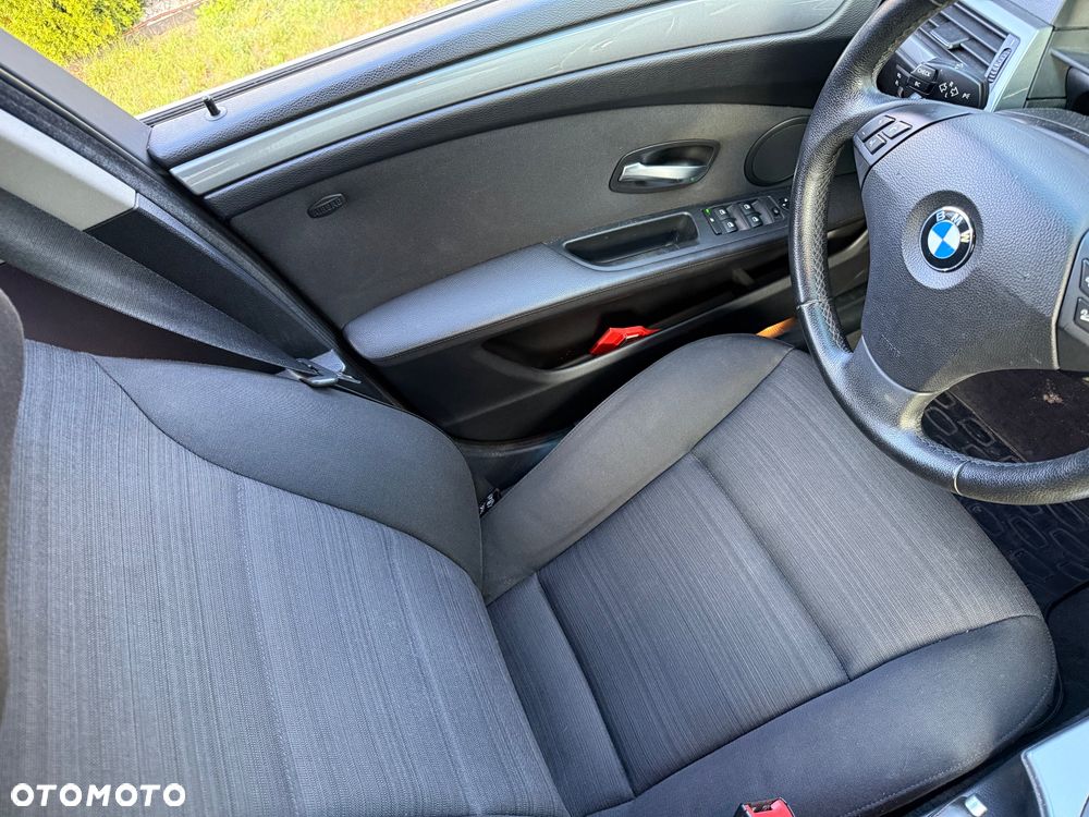 BMW Seria 5 530d xDrive - 9