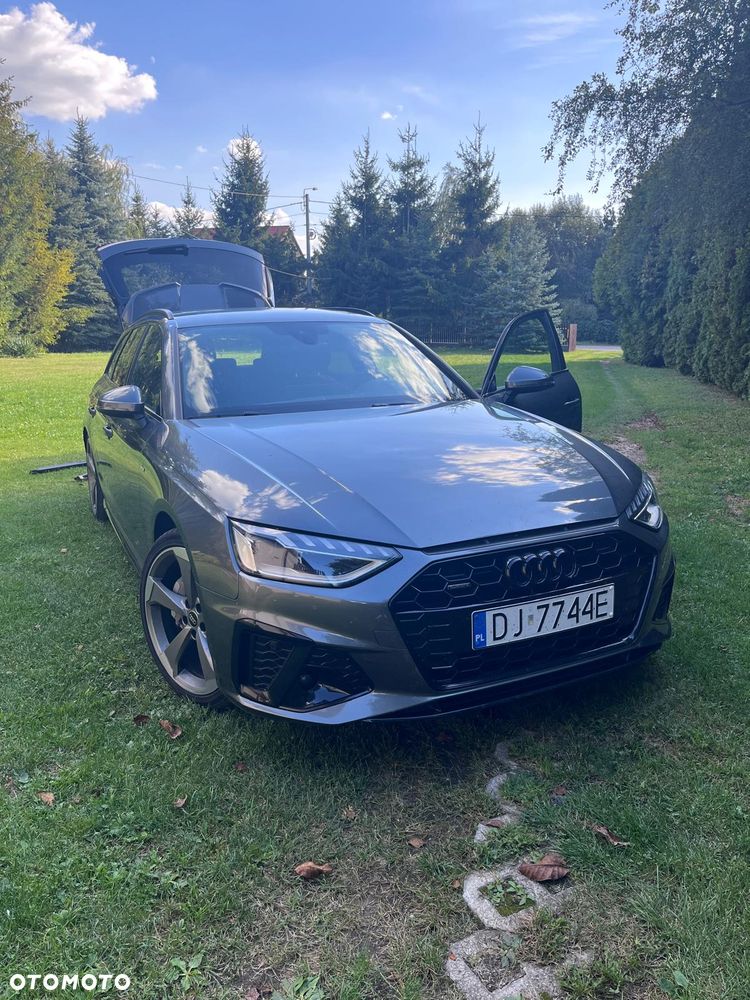 Audi A4 Avant 2024 photo 2