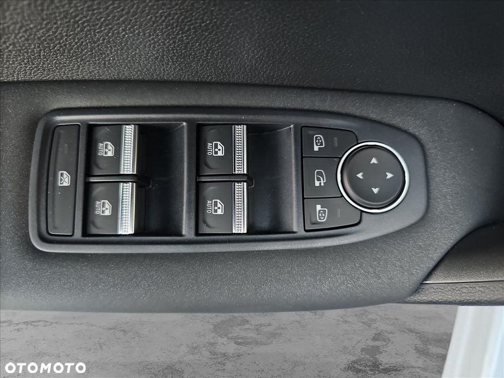 Renault Symbioz - 13