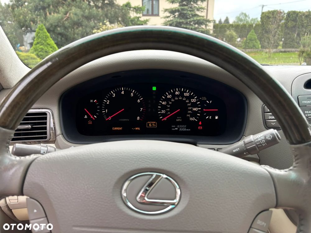 Lexus LS Prestige - 6