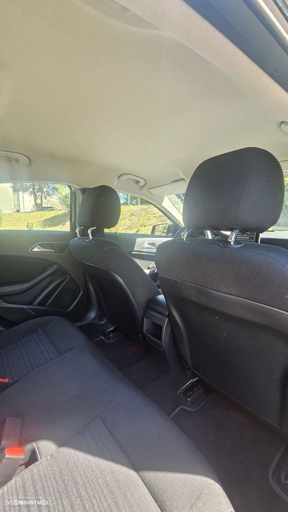 Mercedes-Benz A 180 CDI (BlueEFFICIENCY) - 8