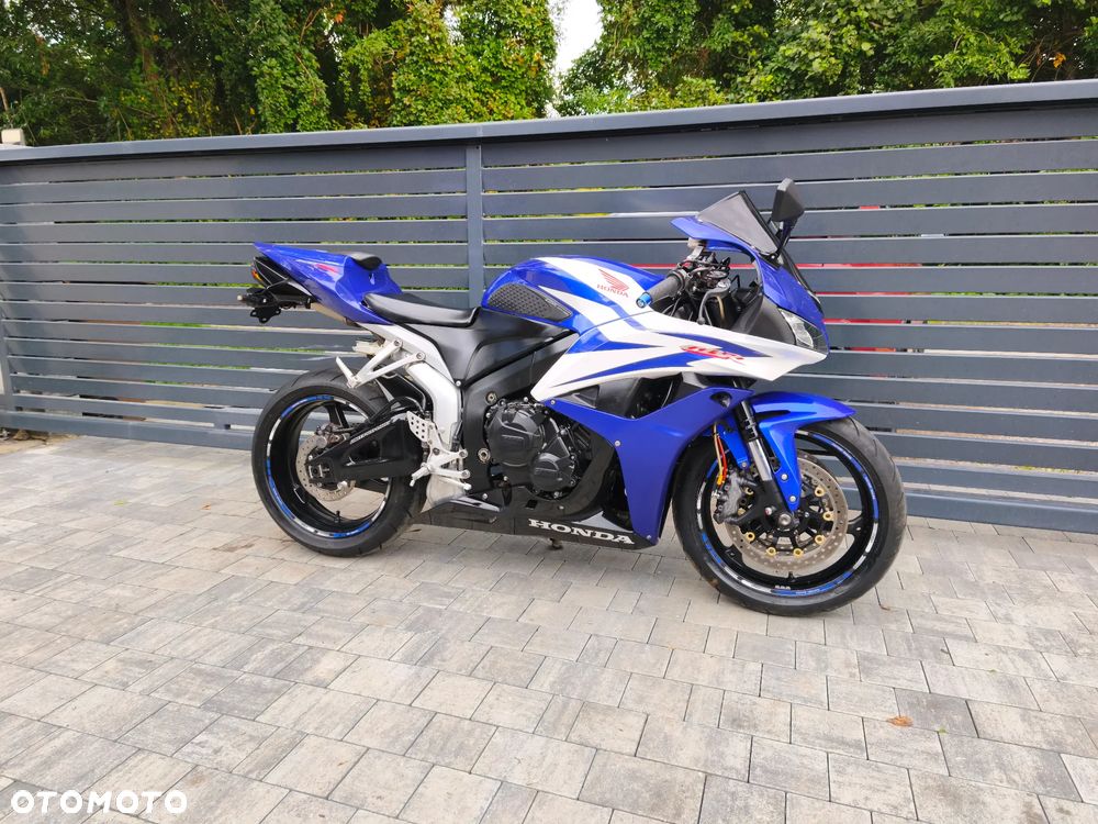 Honda CBR - 17