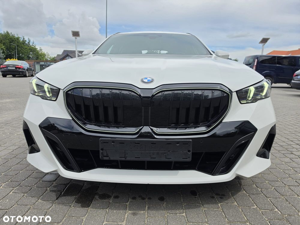 BMW Seria 5 520d xDrive - 2