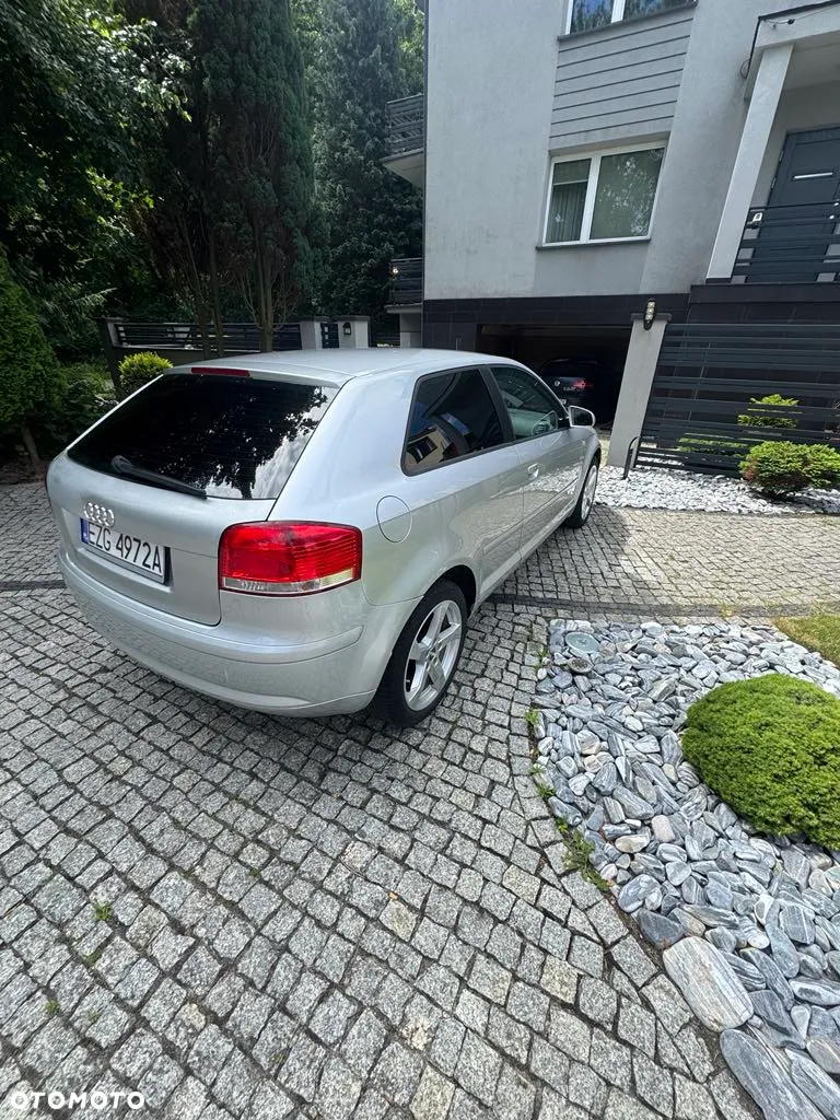 Audi A3 1.9 TDI Ambiente - 2