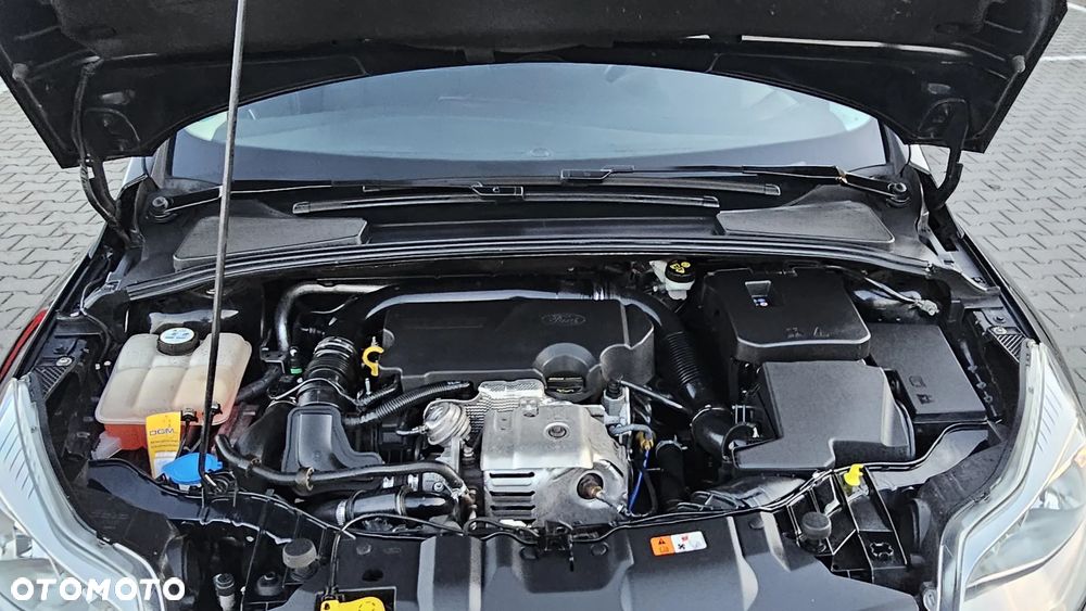 Ford Focus 1.0 EcoBoost Trend - 24