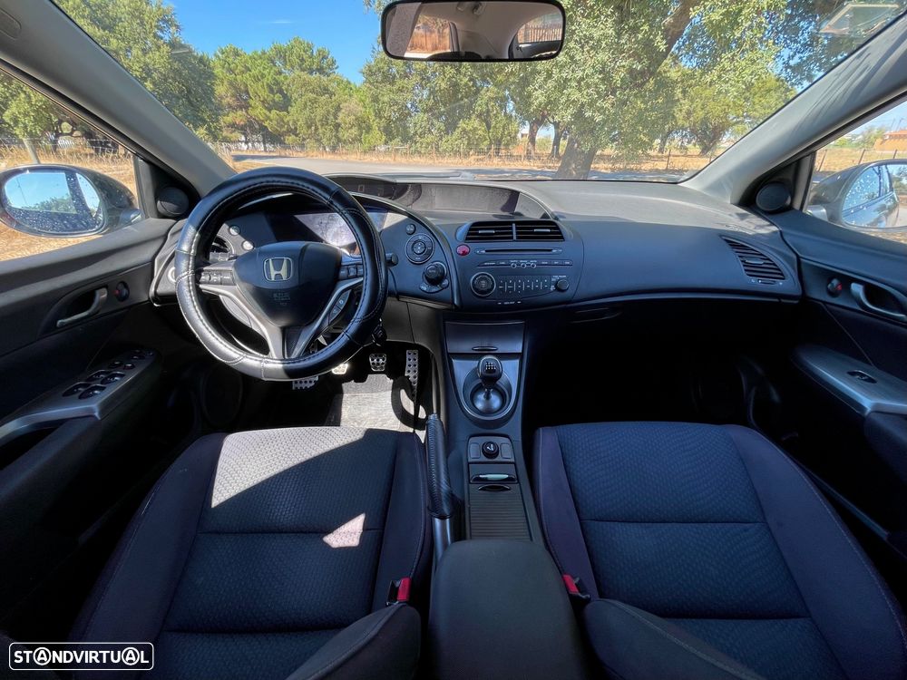 Honda Civic 1.4 i-VTEC Comfort - 10