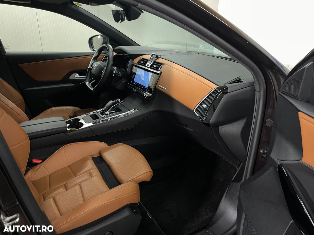 DS Automobiles DS 7 Crossback - 11