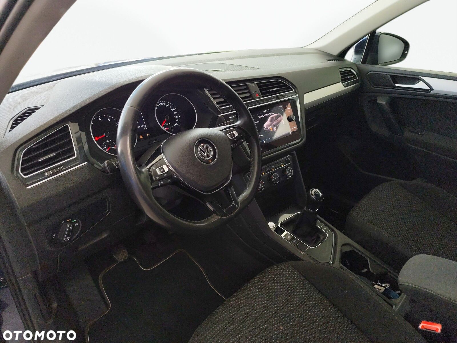Volkswagen Tiguan - 9