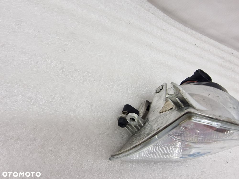SKODA FABIA II 06-10 PRAWY HALOGEN , NR 5J0941700 / 5J0941702 , NR AUKCJI H36 - 3