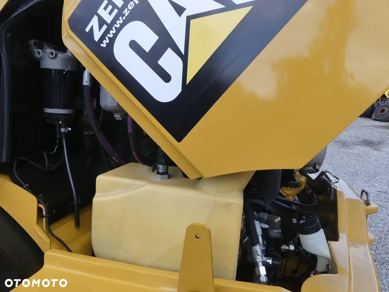 Caterpillar CAT 906M / 2017R / Centralne smarowanie / - 14