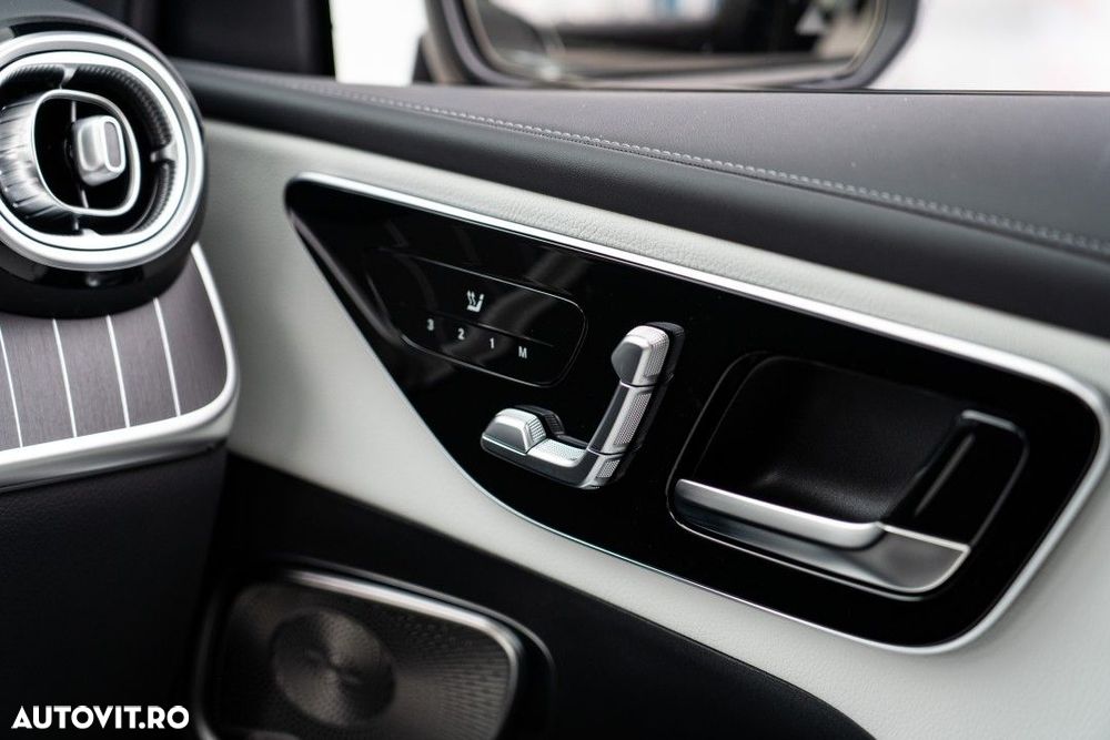 Mercedes-Benz GLC - 36