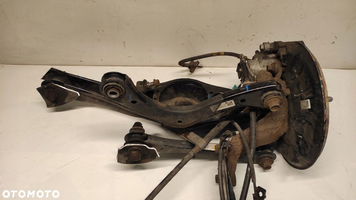 ZAWIESZENIE TYLNE TYŁ LEWE HYUNDAI I30 III KIA CEED III 17-24 - 2