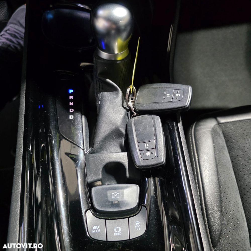 Toyota C-HR Style Selection - 22