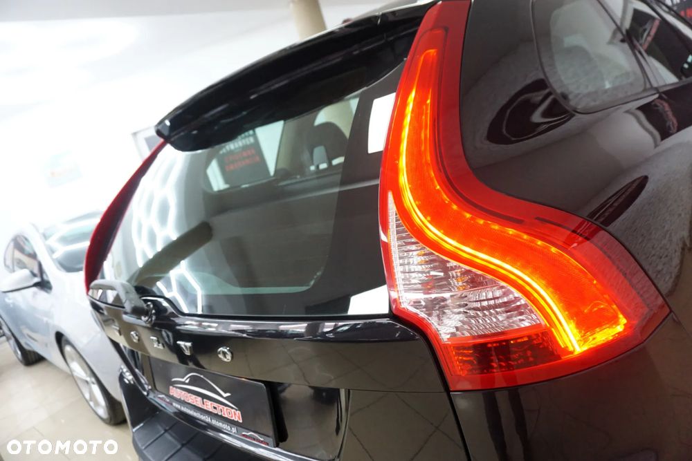 Volvo XC 60 DRIVe Kinetic - 18