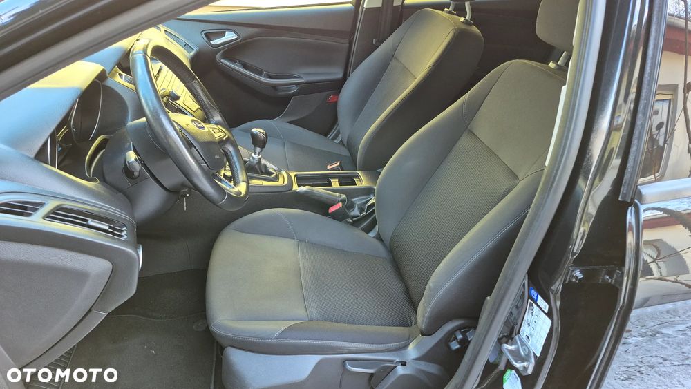 Ford Focus - 15