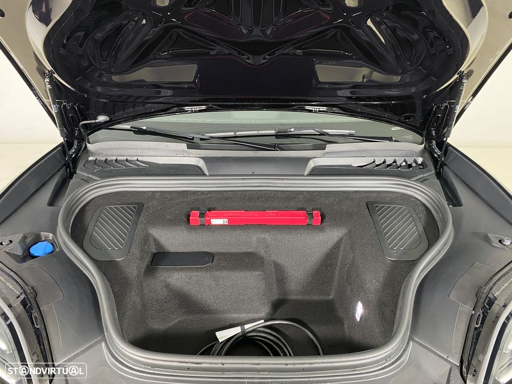 Porsche Macan Electric 4S - 28