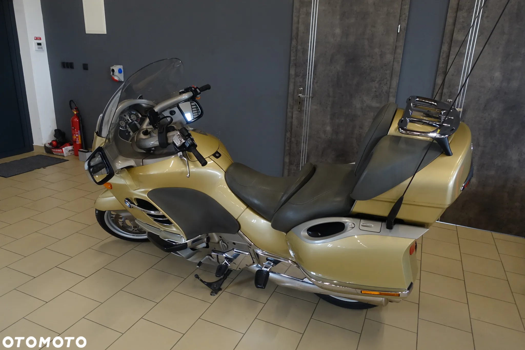 BMW K - 7