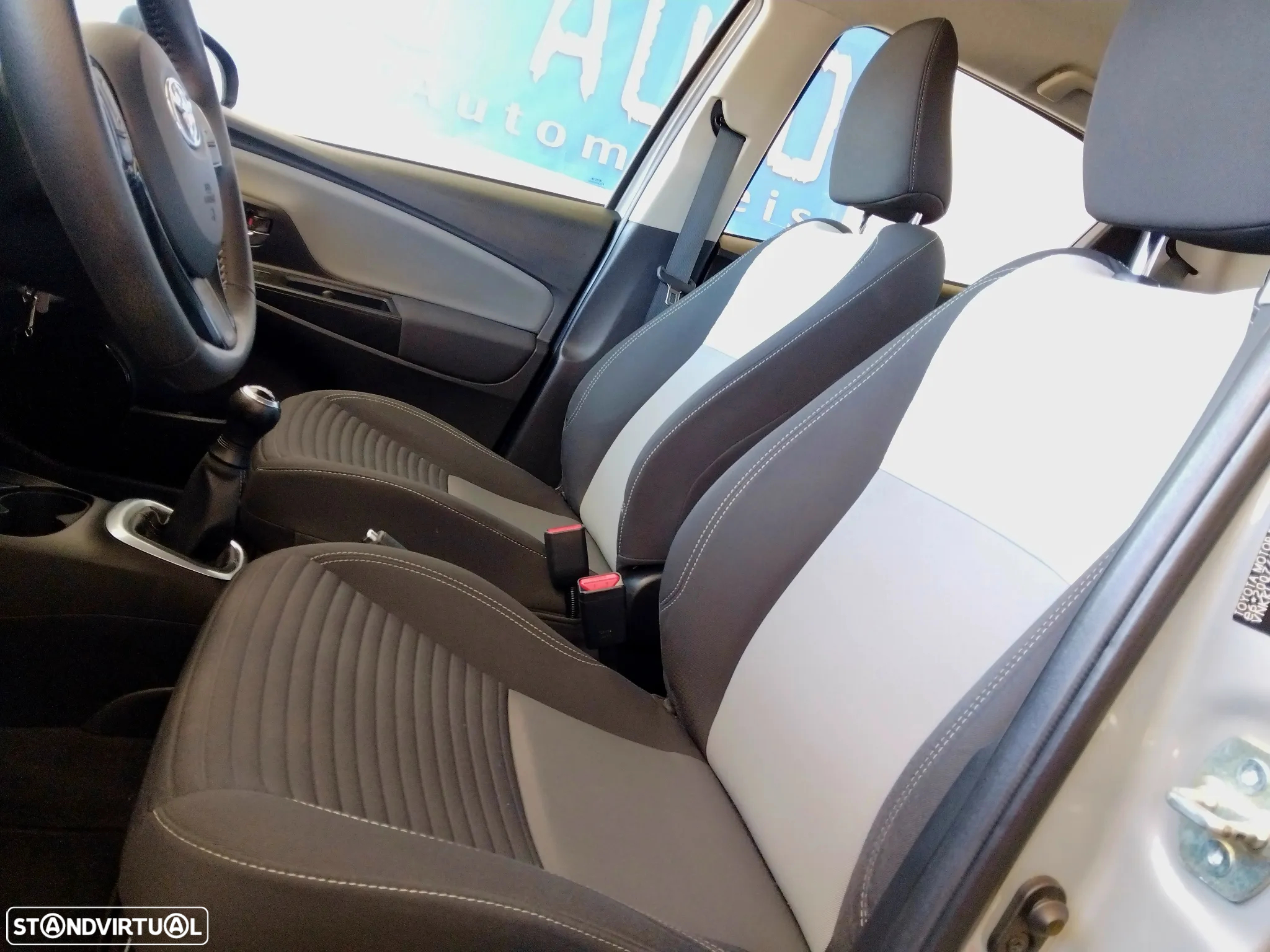Toyota Yaris 1.0 VVT-i Comfort - 14