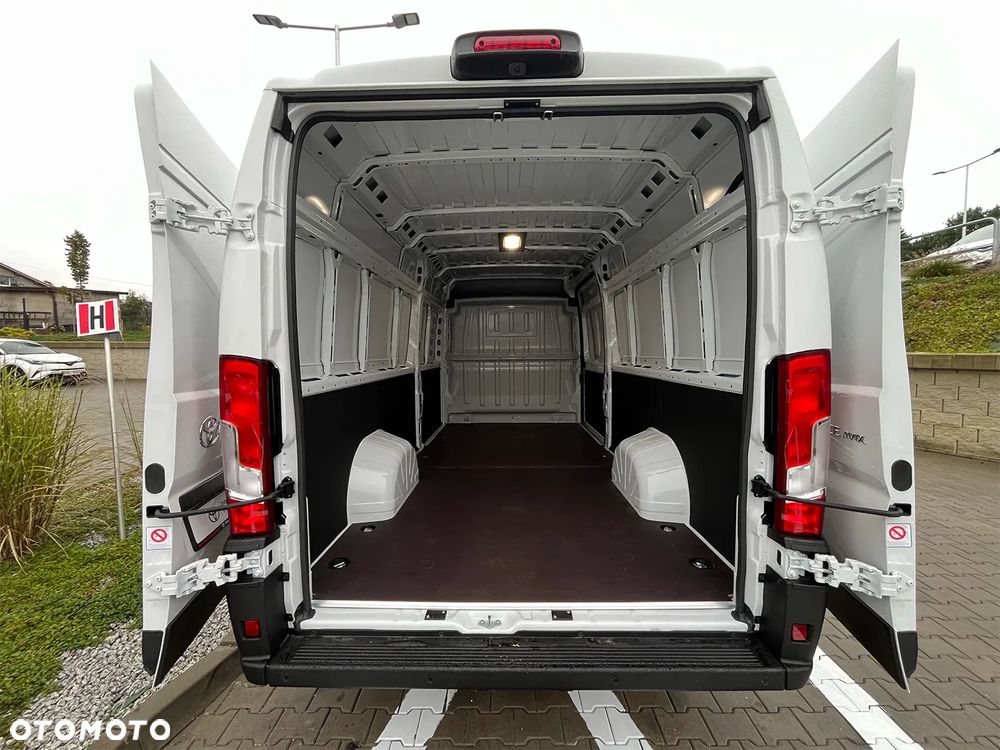 Toyota Proace MAX - 8