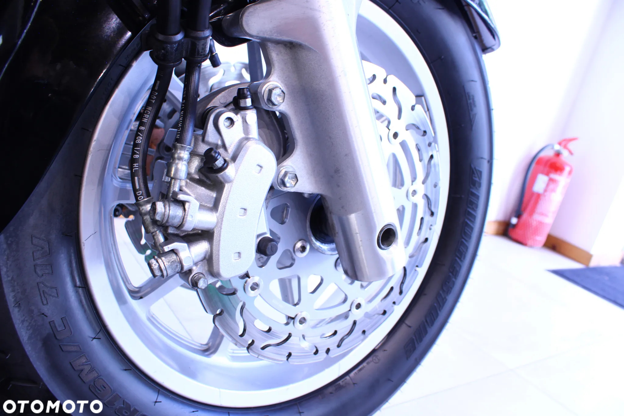 Suzuki Intruder - 22