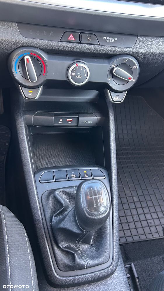 Kia Stonic 1.4 M - 24