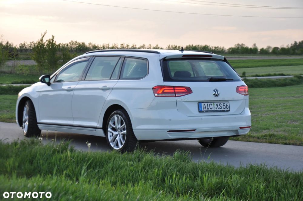 Volkswagen Passat 2.0 TDI SCR Comfortline - 3
