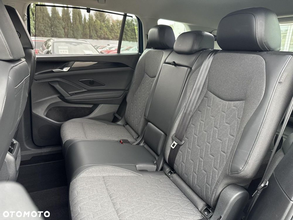 Volkswagen Tayron 1.5 eTSI mHEV Life DSG - 13