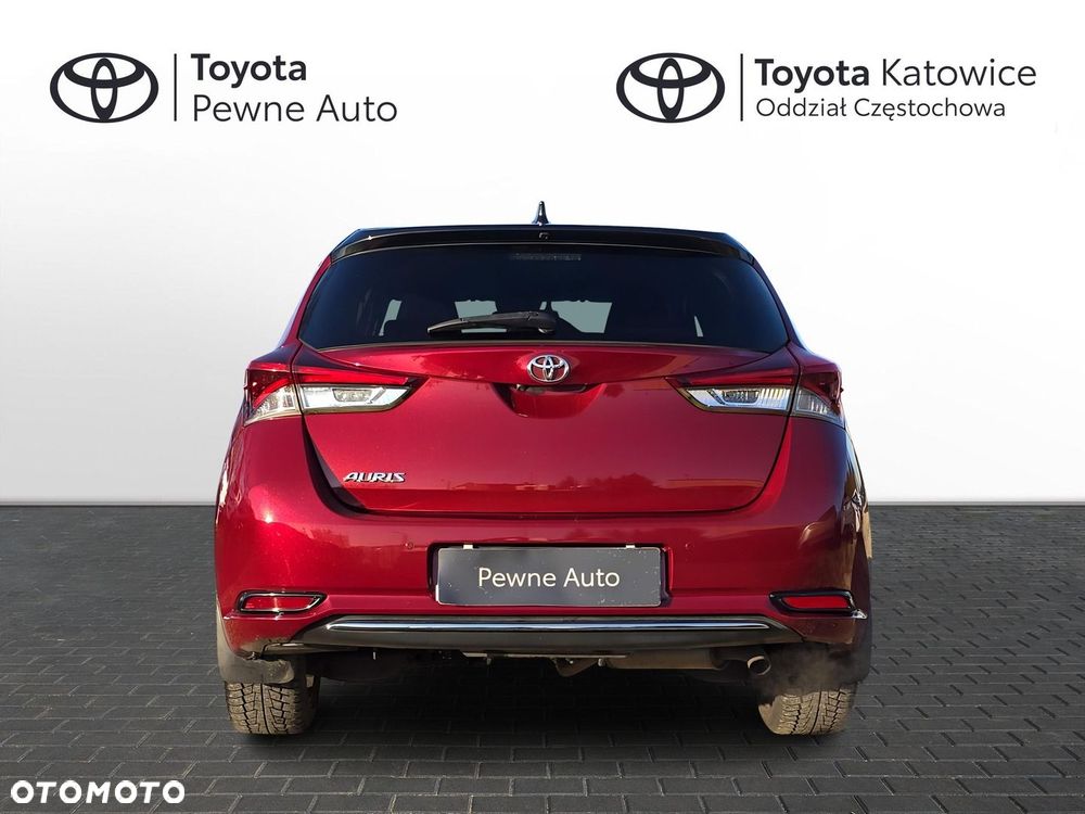 Toyota Auris 1.6 Selection - 6