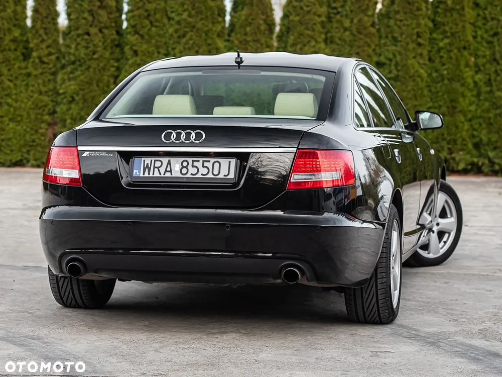 Audi A6 Limousine 3.2 FSI Quattro Tiptronic - 12