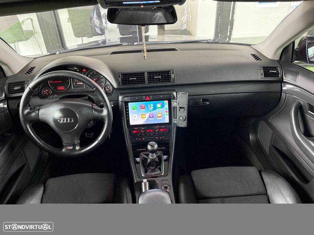 Audi A4 Avant 1.9 TDI m6 S-Line - 5