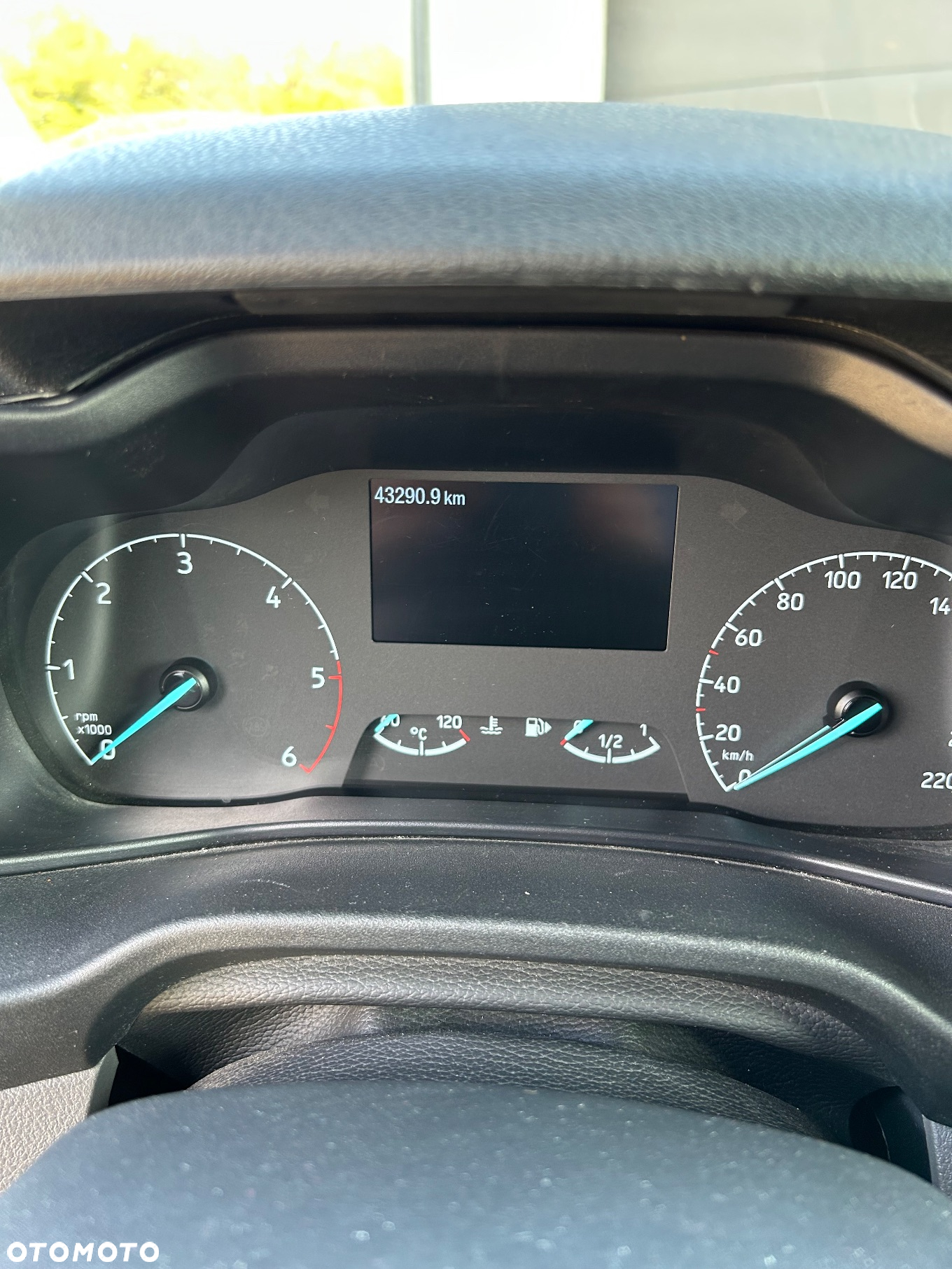 Ford Transit Connect - 6