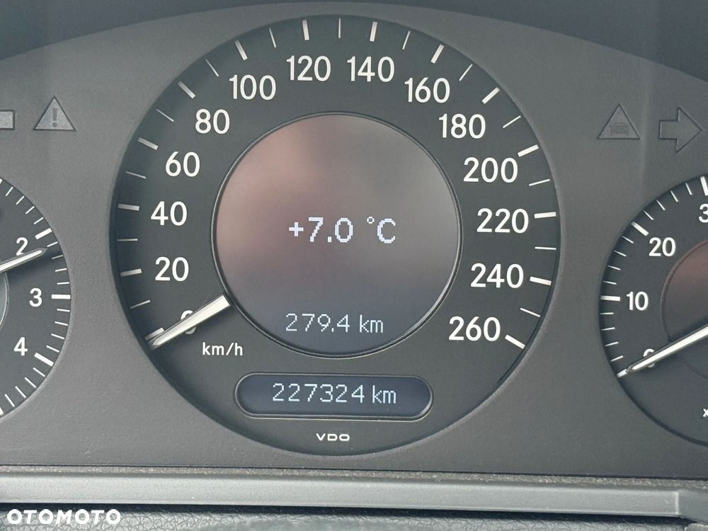 Mercedes-Benz Klasa E 200 Kompressor Elegance - 20