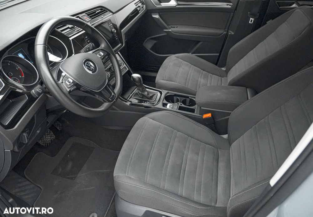 Volkswagen Touran 2.0 TDI EVO DSG Comfortline - 12